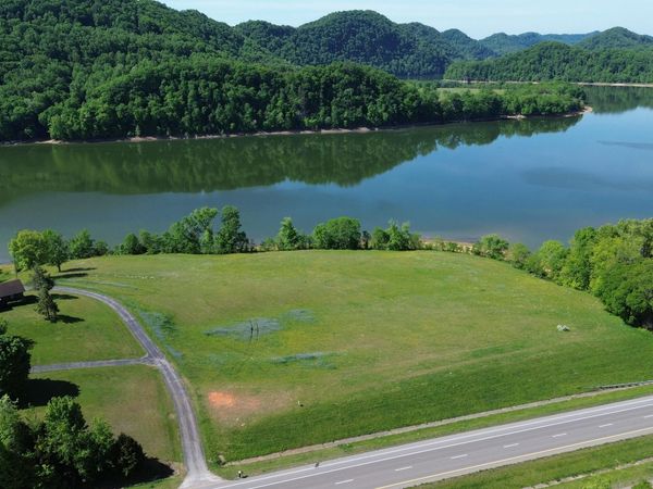 W Highway 11, Rogersville, TN 37857
