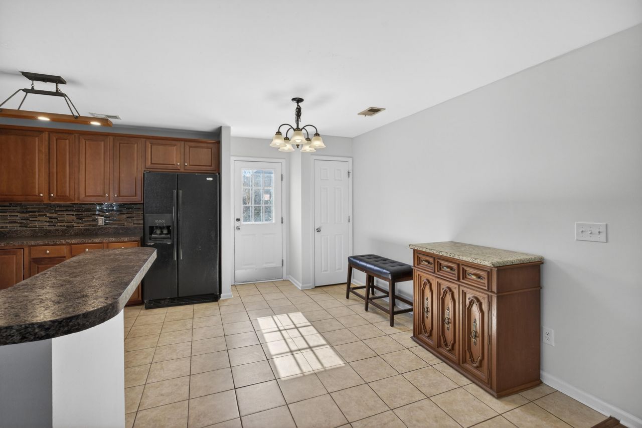 1509 Mandarin Court Photo 15