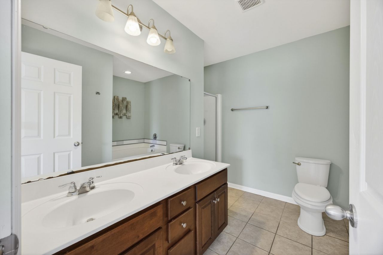 1509 Mandarin Court Photo 6