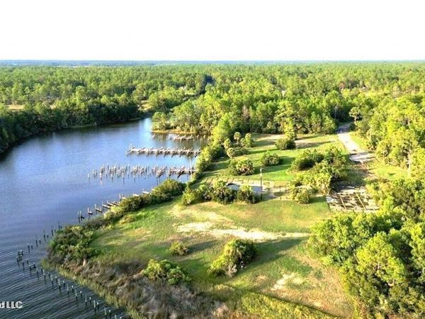24616 Yacht Club Drive, Pass Christian, MS 39571