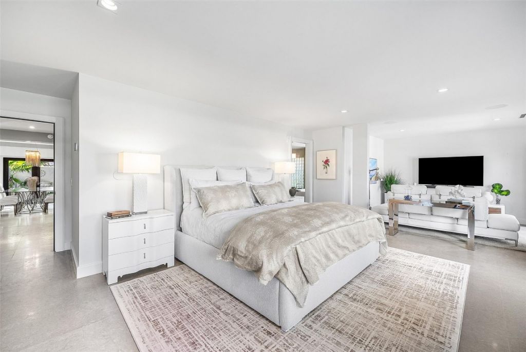 2855 NE 35th St, Fort Lauderdale, FL 33306 Photo