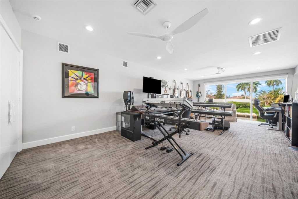 2855 NE 35th St, Fort Lauderdale, FL 33306 Photo