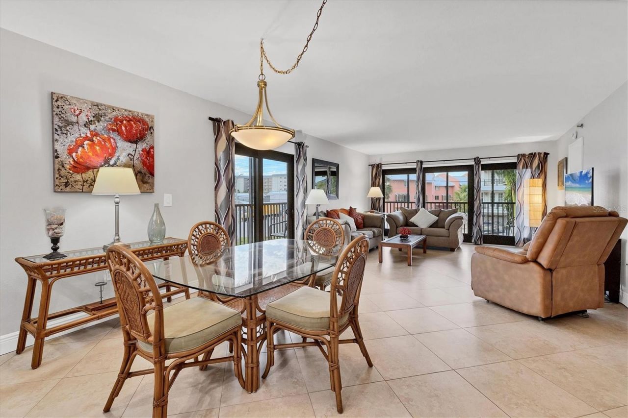 1001 Benjamin Franklin Drive, Unit 201, Sarasota, FL 34236 Photo