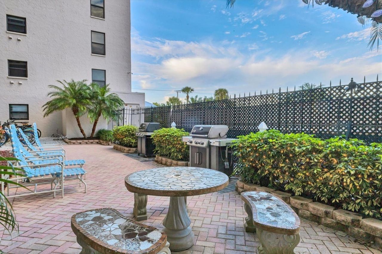 1001 Benjamin Franklin Drive, Unit 201, Sarasota, FL 34236 Photo
