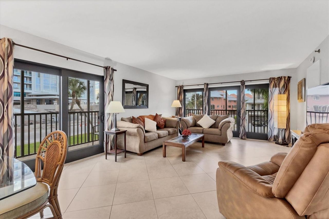 1001 Benjamin Franklin Drive, Unit 201, Sarasota, FL 34236 Photo