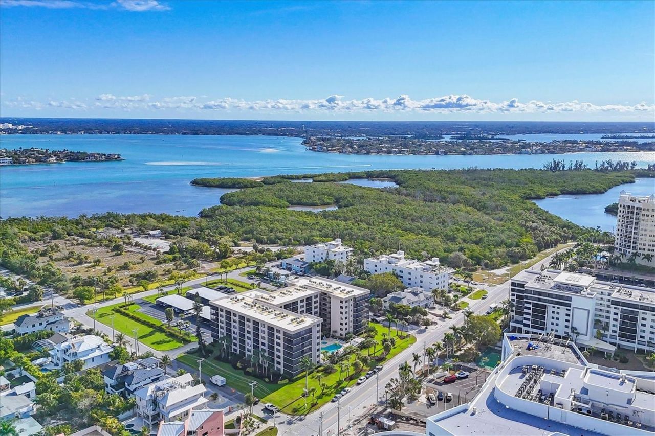 1001 Benjamin Franklin Drive, Unit 201, Sarasota, FL 34236 Photo