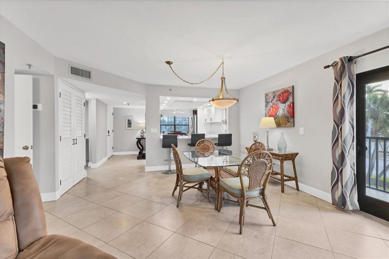 1001 Benjamin Franklin Drive, Unit 201, Sarasota, FL 34236 Photo