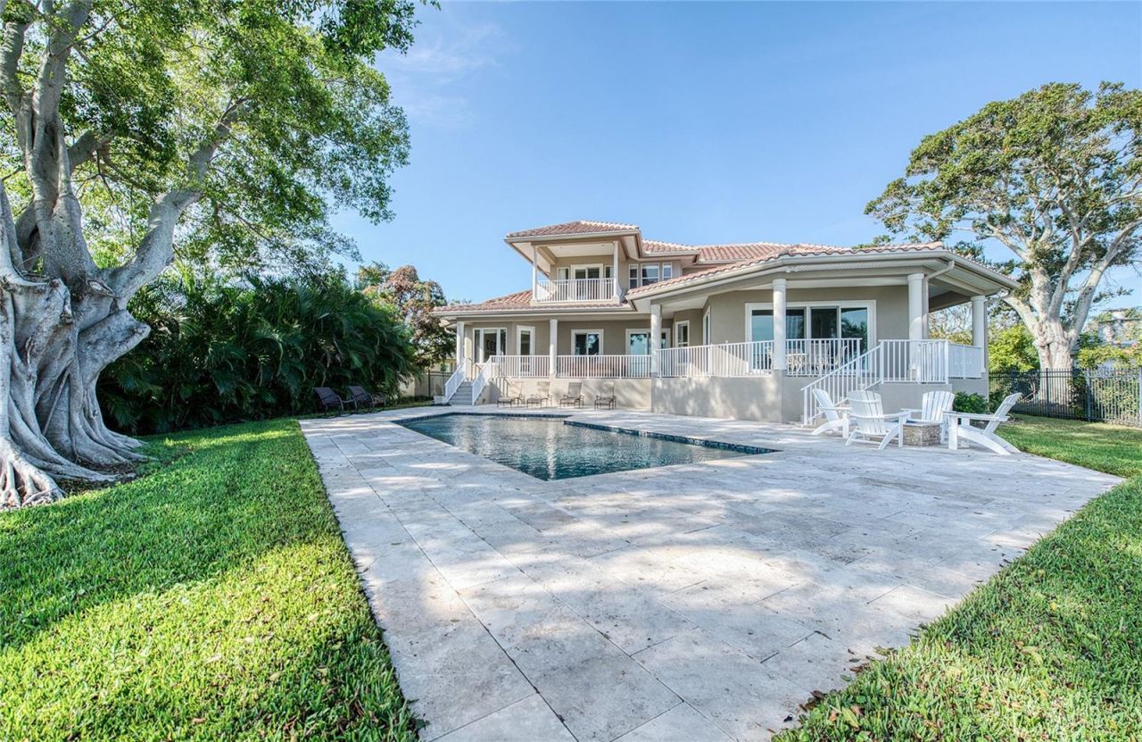 5918 Bahama Shores Drive S, Saint Petersburg, FL 33705 Photo