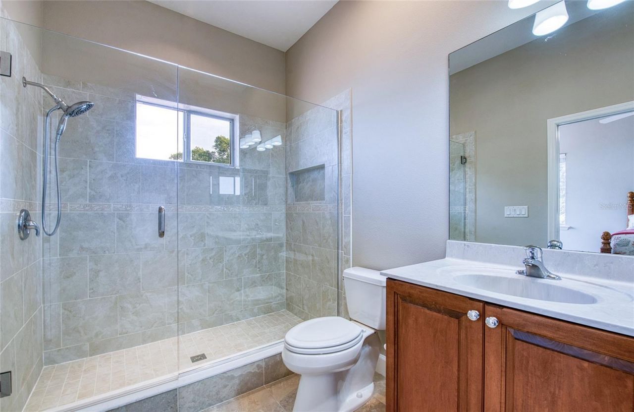 5918 Bahama Shores Drive S, Saint Petersburg, FL 33705 Photo