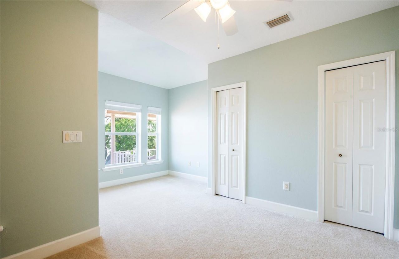 5918 Bahama Shores Drive S, Saint Petersburg, FL 33705 Photo