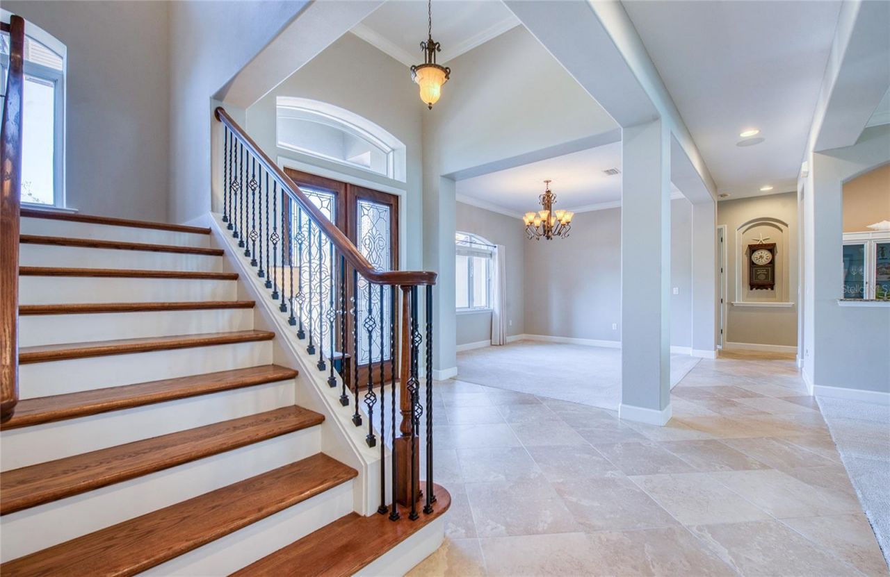 5918 Bahama Shores Drive S, Saint Petersburg, FL 33705 Photo