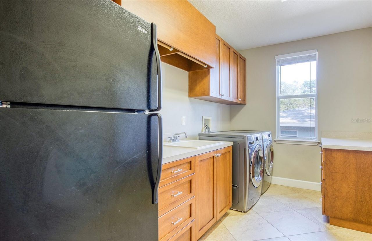 5918 Bahama Shores Drive S, Saint Petersburg, FL 33705 Photo