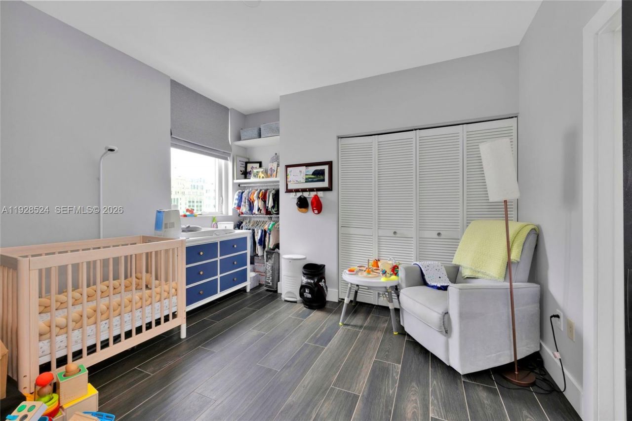 253 NE 2nd St , Unit 1710, Miami, FL 33132 Photo