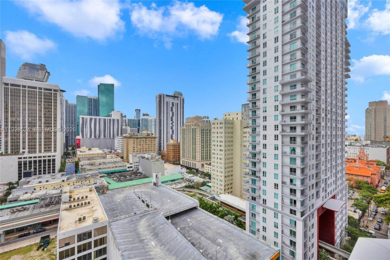 253 NE 2nd St , Unit 1710, Miami, FL 33132 Photo