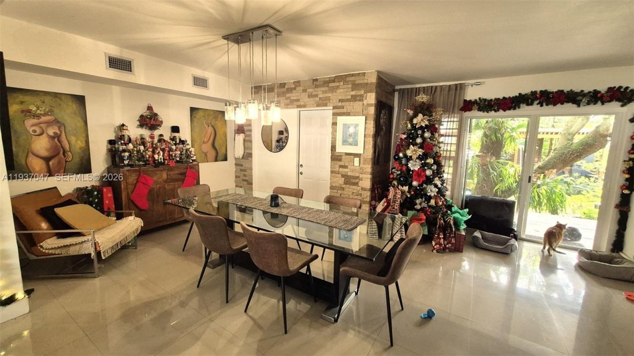 Please Call For Address, North Miami, FL 33161 Photo