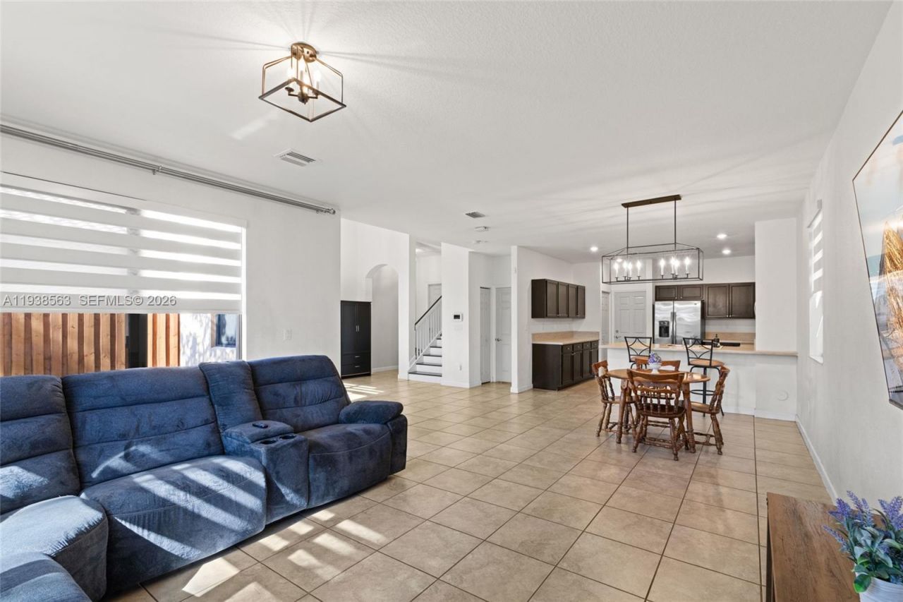 2380 NE 1st St, Homestead, FL 33033 Photo