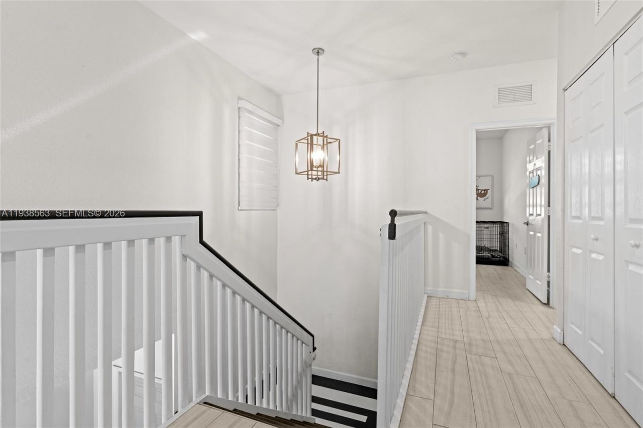 2380 NE 1st St, Homestead, FL 33033 Photo