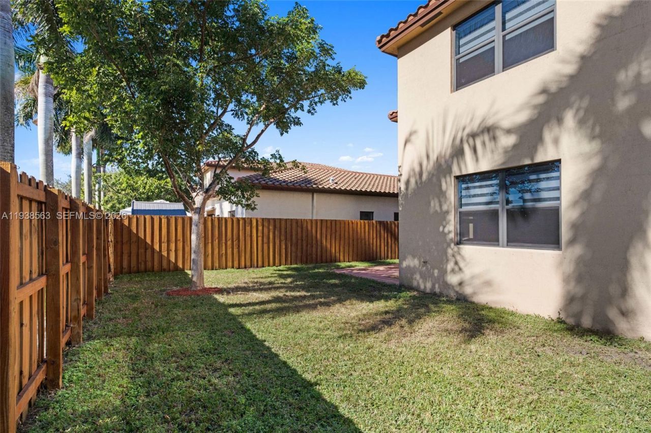 2380 NE 1st St, Homestead, FL 33033 Photo