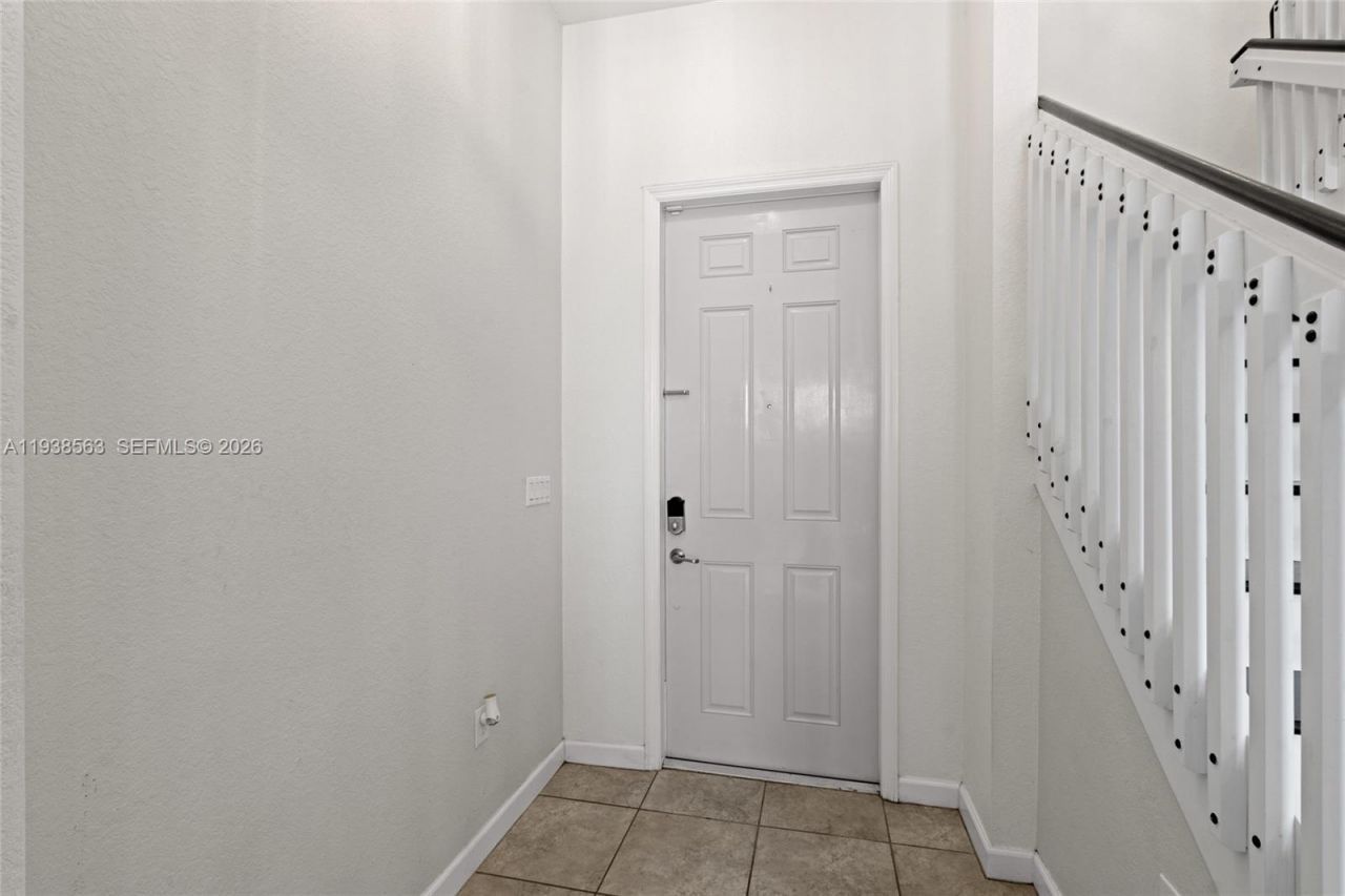 2380 NE 1st St, Homestead, FL 33033 Photo