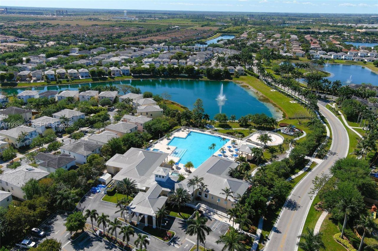 2380 NE 1st St, Homestead, FL 33033 Photo