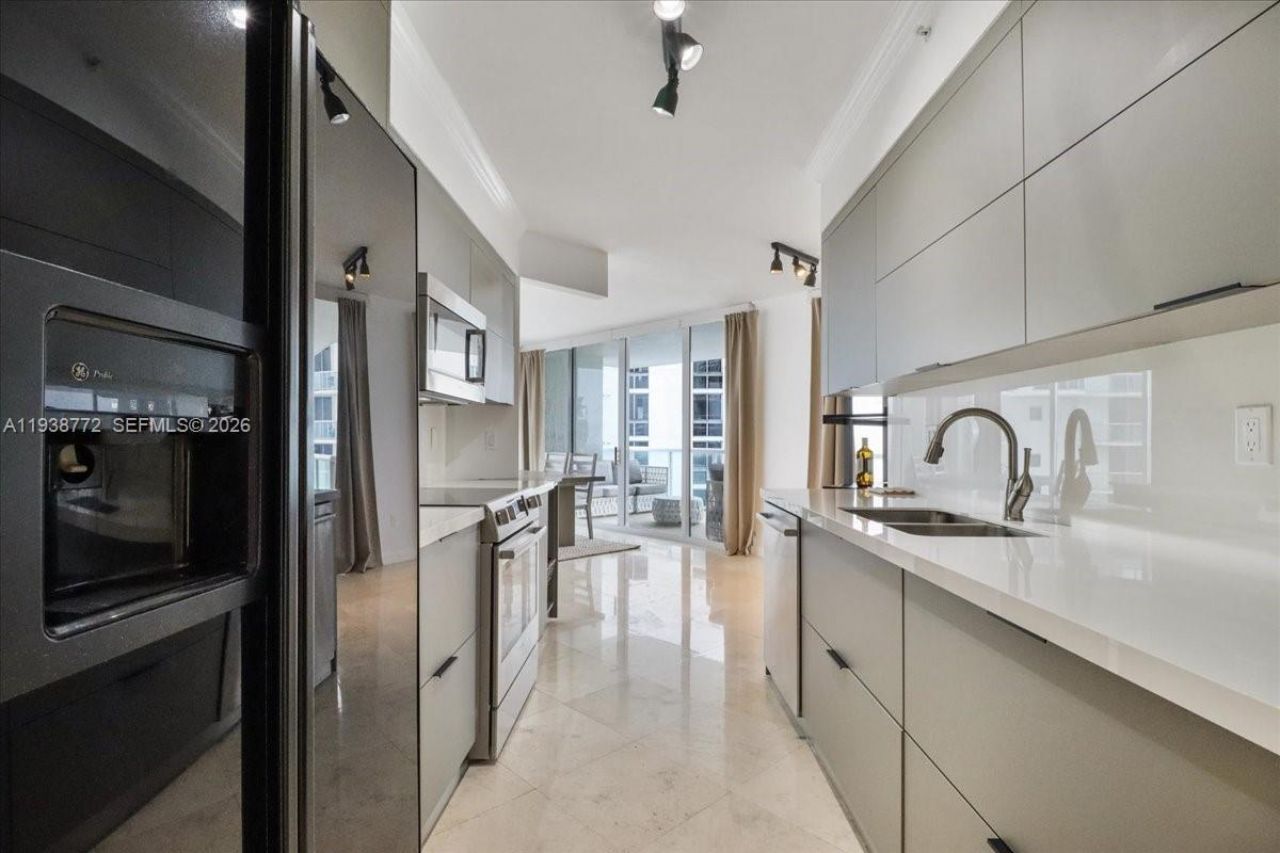 18671 Collins Ave , Unit 2404, Sunny Isles Beach, FL 33160 Photo