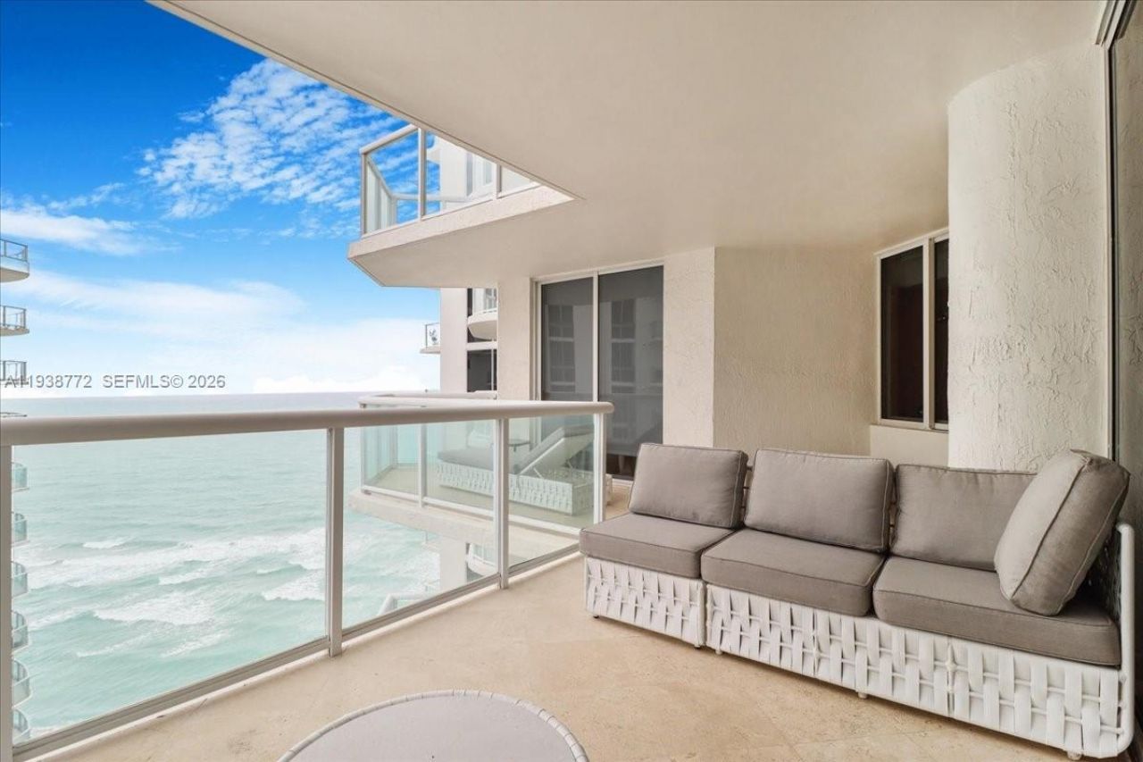 18671 Collins Ave , Unit 2404, Sunny Isles Beach, FL 33160 Photo
