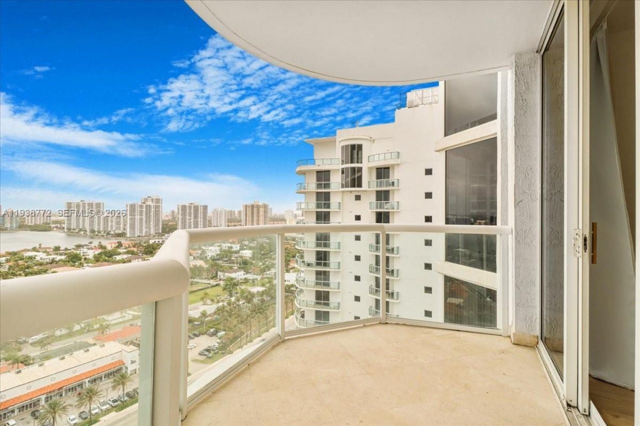 18671 Collins Ave , Unit 2404, Sunny Isles Beach, FL 33160 Photo