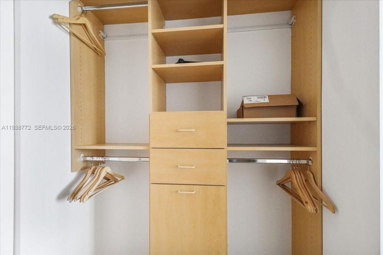 18671 Collins Ave , Unit 2404, Sunny Isles Beach, FL 33160 Photo