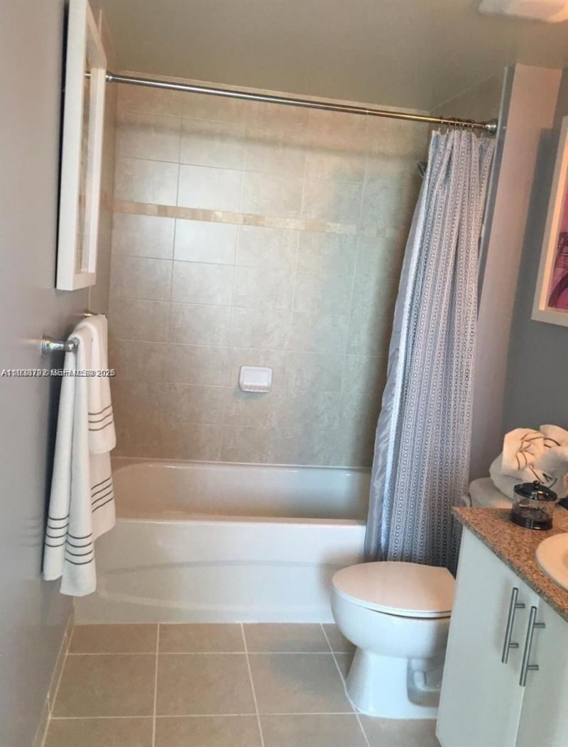 1871 NW S River Dr, Unit 1503, Miami, FL 33125 Photo