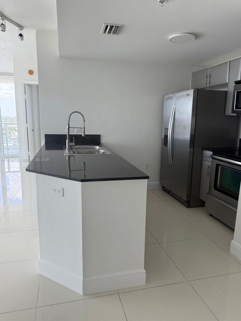 1871 NW S River Dr, Unit 1503, Miami, FL 33125 Photo