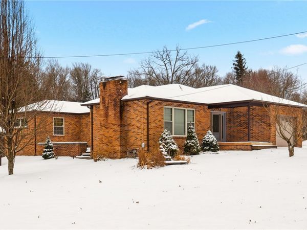 2398 Centennial Drive, Windber, PA 15963