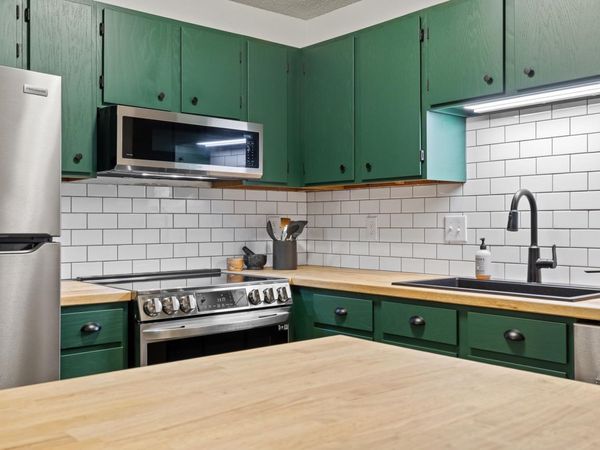 3850 Plymouth Boulevard, Unit 223, Plymouth, MN 55446