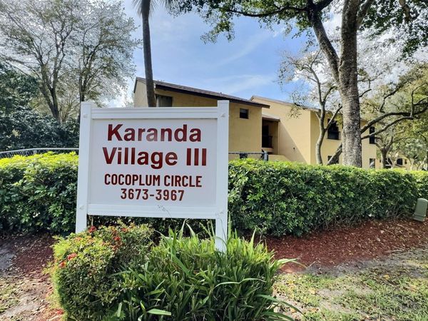 3831 Cocoplum Circle, Unit 3592, Coconut Creek, FL 33063