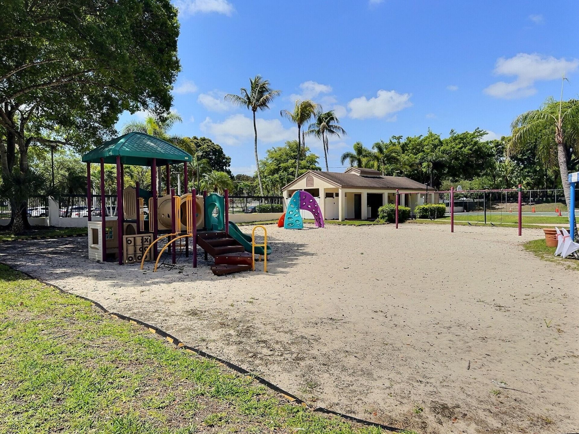 3831 Cocoplum Circle, Unit 3592, Coconut Creek, FL 33063 Photo