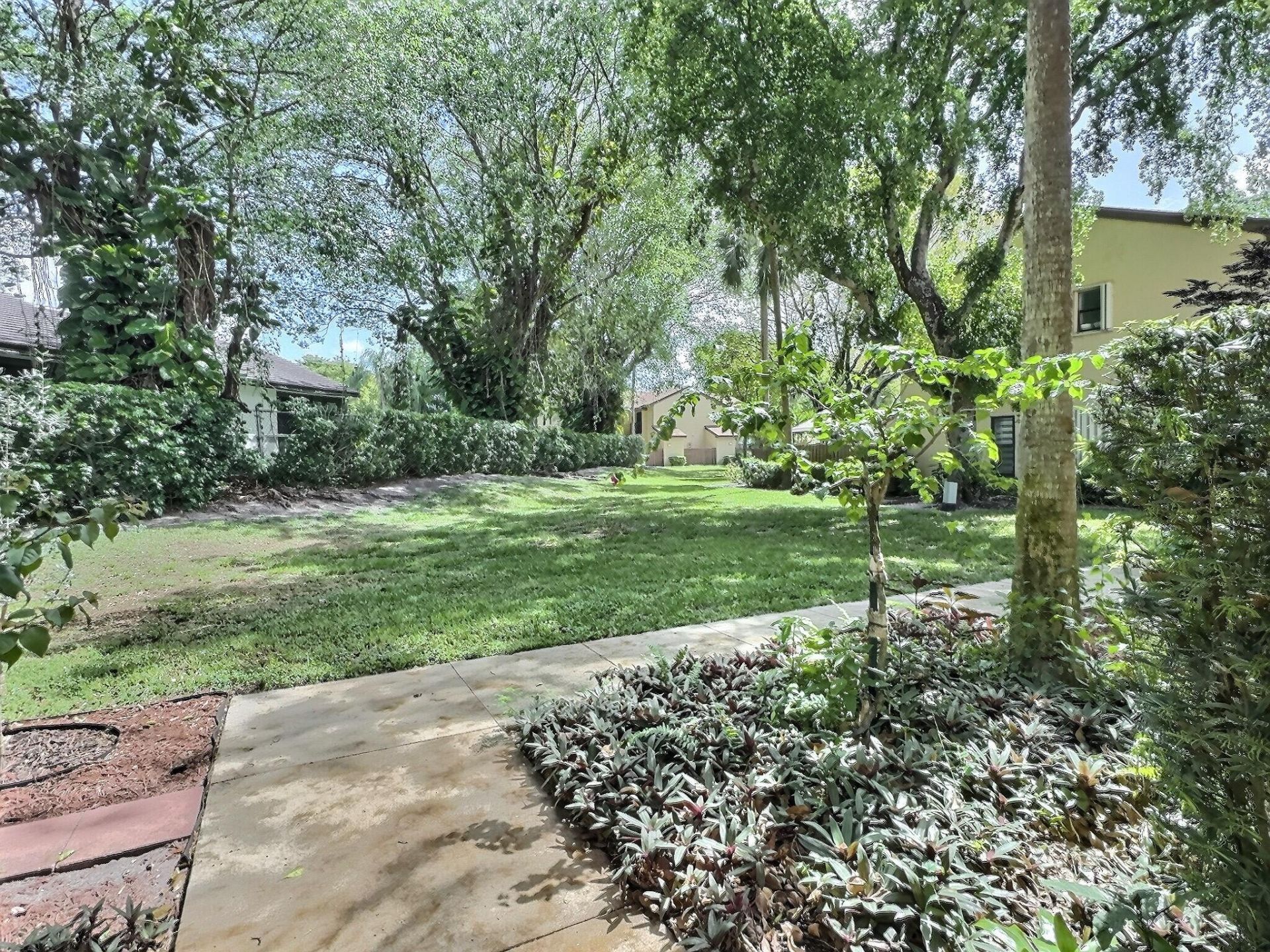 3831 Cocoplum Circle, Unit 3592, Coconut Creek, FL 33063 Photo