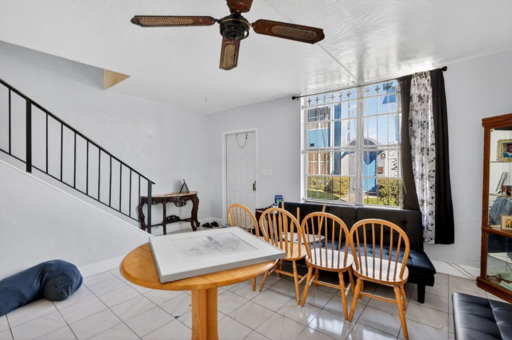 14220 NE 3rd Court, Unit 10A, Miami, FL 33161 Photo