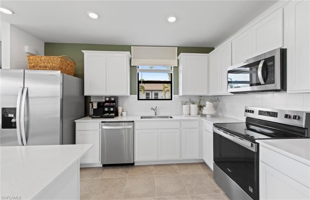 286 Silent Lake Dr, Lehigh Acres, FL 33936 Photo