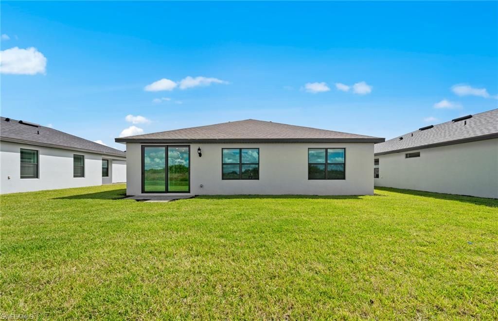 286 Silent Lake Dr, Lehigh Acres, FL 33936 Photo