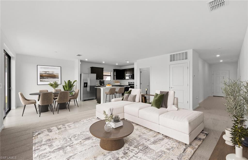 286 Silent Lake Dr, Lehigh Acres, FL 33936 Photo