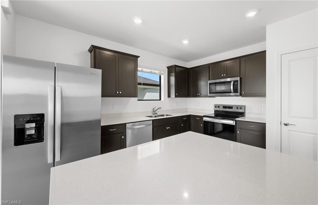 286 Silent Lake Dr, Lehigh Acres, FL 33936 Photo