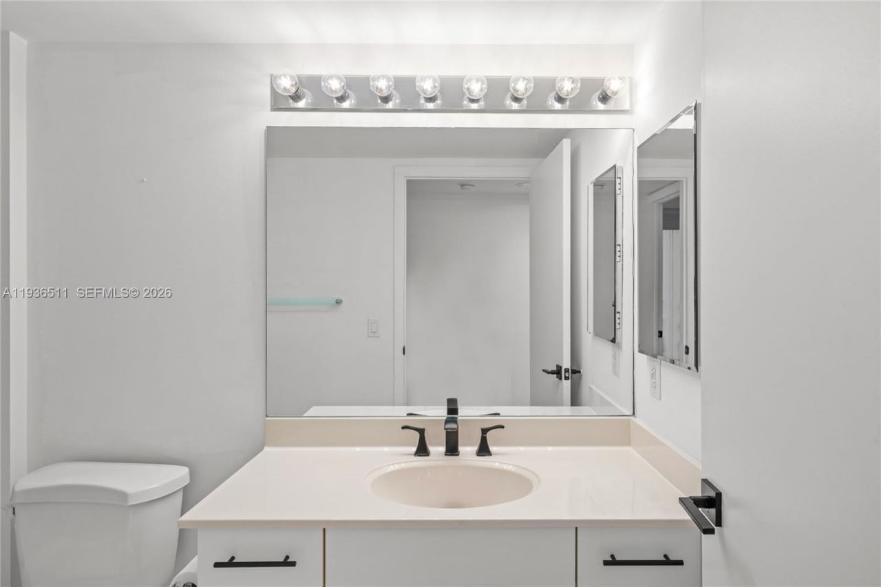 21205 Yacht Club Dr, Unit 3001, Aventura, FL 33180 Photo