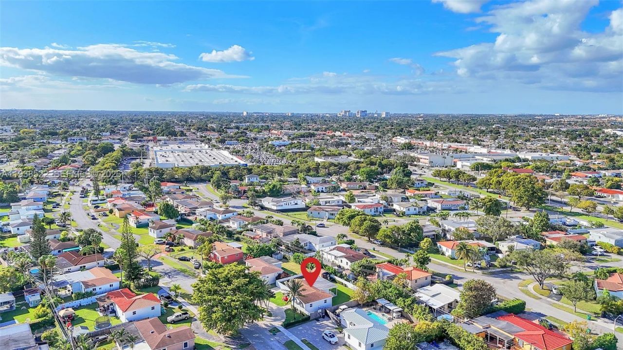 8261 SW 27th St, Miami, FL 33155 Photo