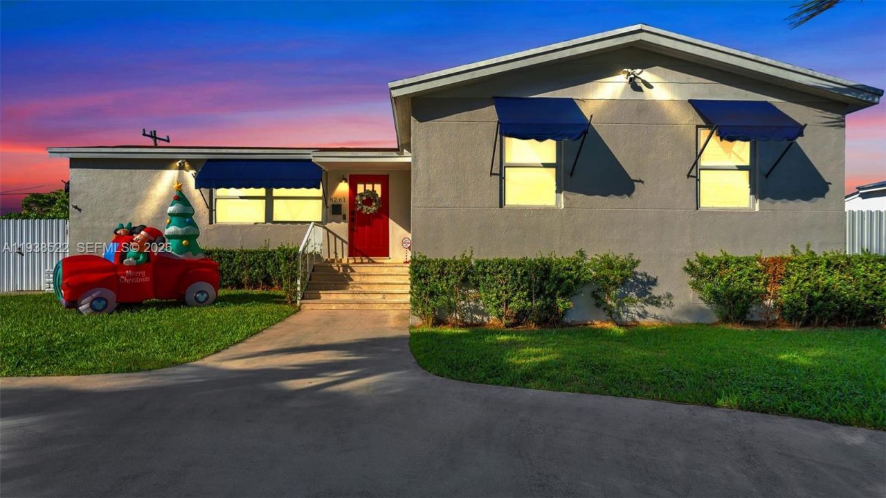 8261 SW 27th St, Miami, FL 33155 Photo