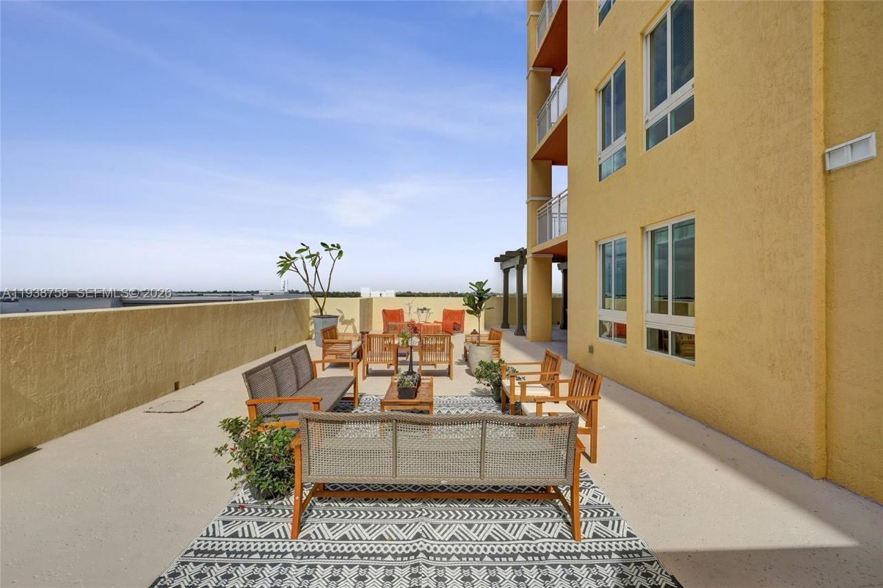 7350 SW 89th St, Unit 911S, Miami, FL 33156 Photo