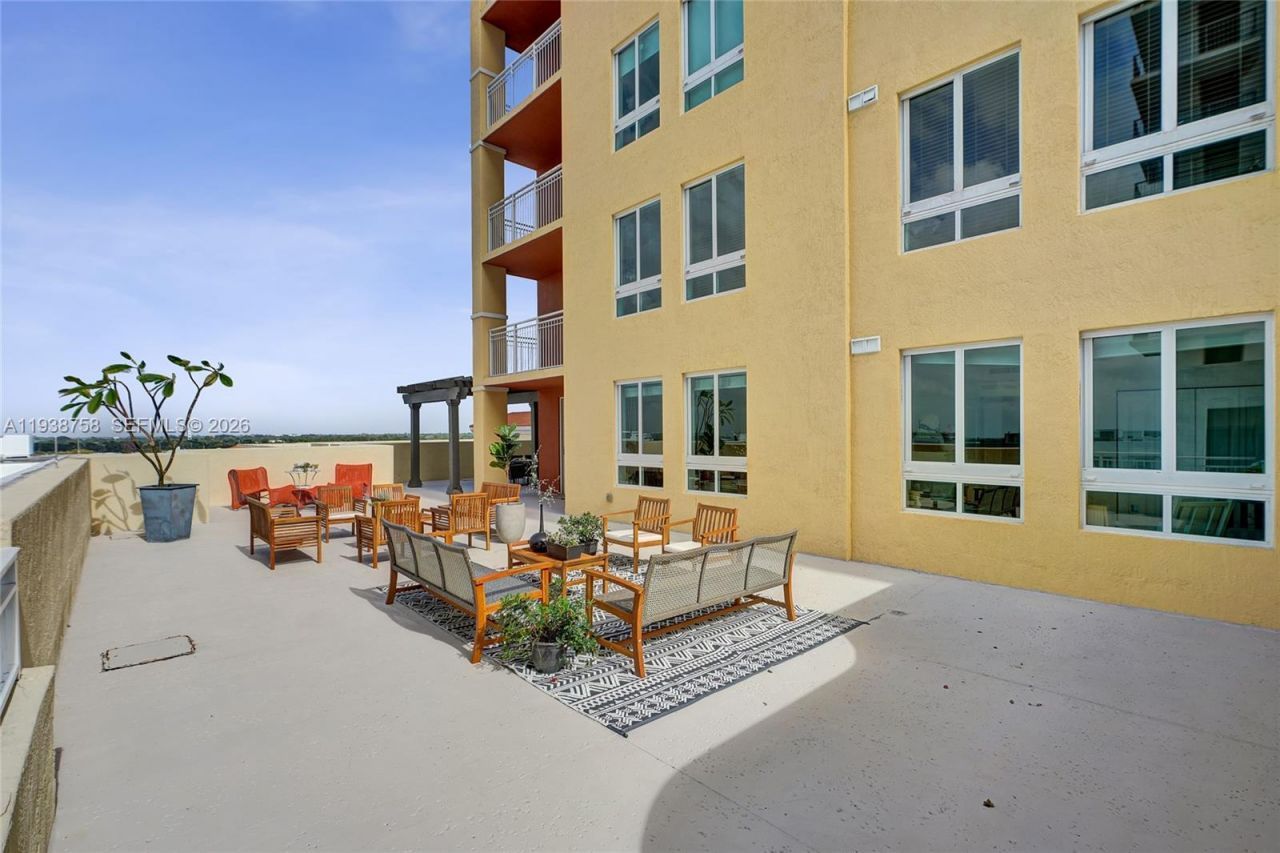 7350 SW 89th St, Unit 911S, Miami, FL 33156 Photo