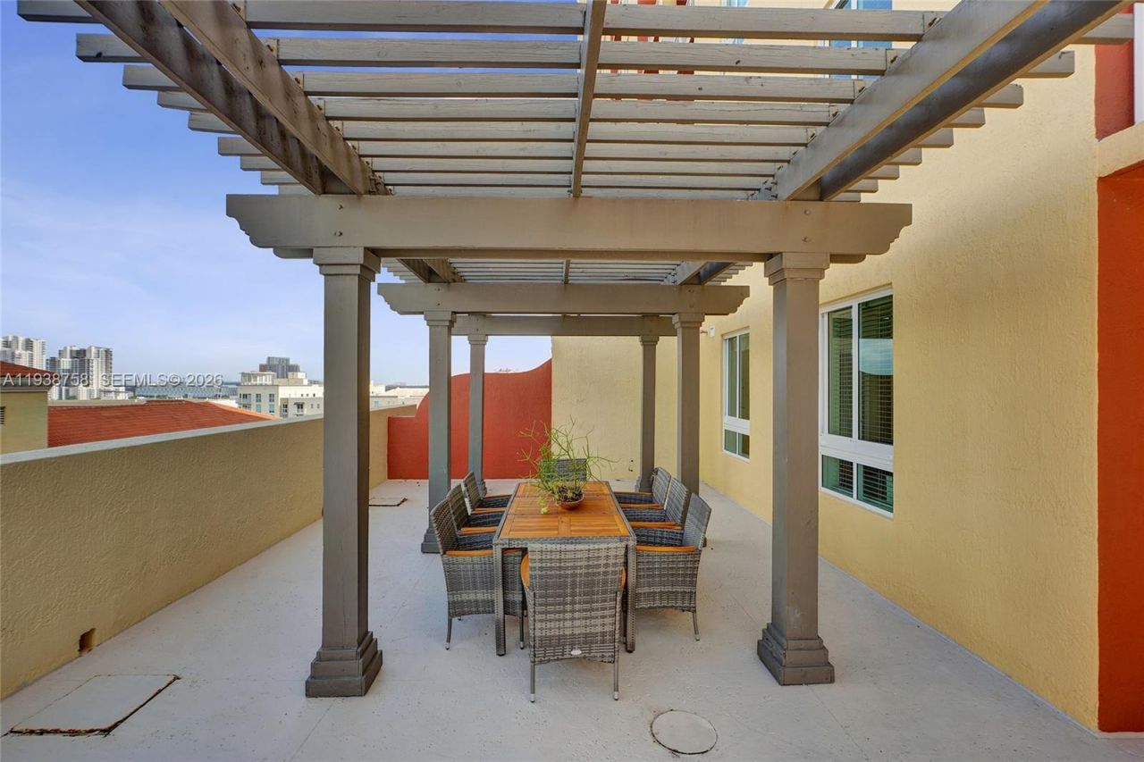 7350 SW 89th St, Unit 911S, Miami, FL 33156 Photo