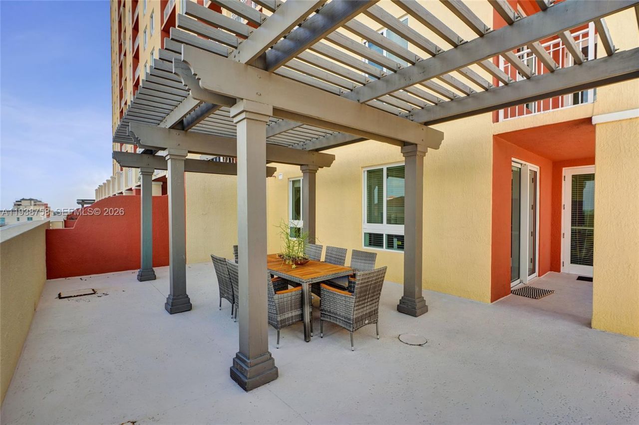 7350 SW 89th St, Unit 911S, Miami, FL 33156 Photo