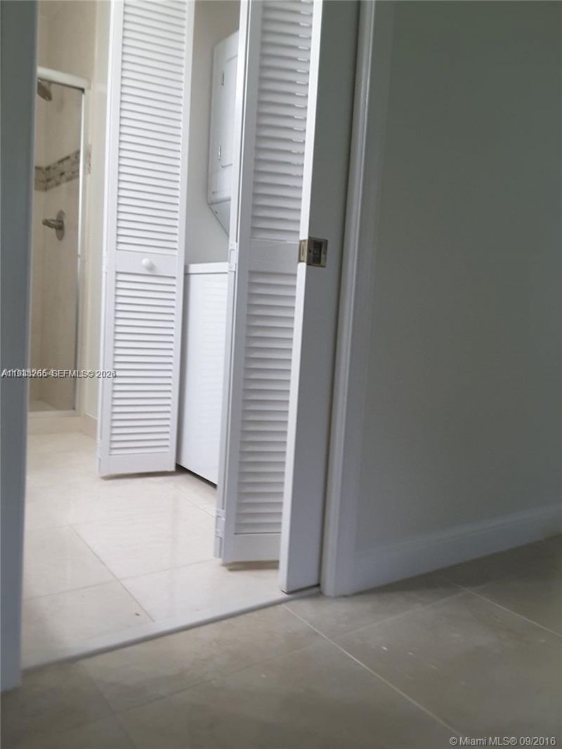 6061 Shakerwood Cir, Unit 202, Tamarac, FL 33319 Photo