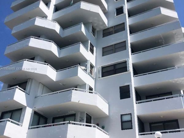 6830 Indian Creek Dr, Unit 5B, Miami Beach, FL 33141