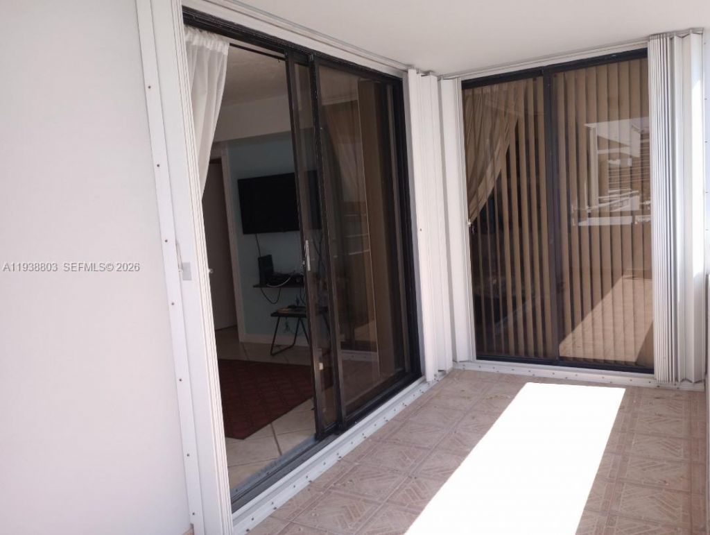 6830 Indian Creek Dr, Unit 5B, Miami Beach, FL 33141 Photo